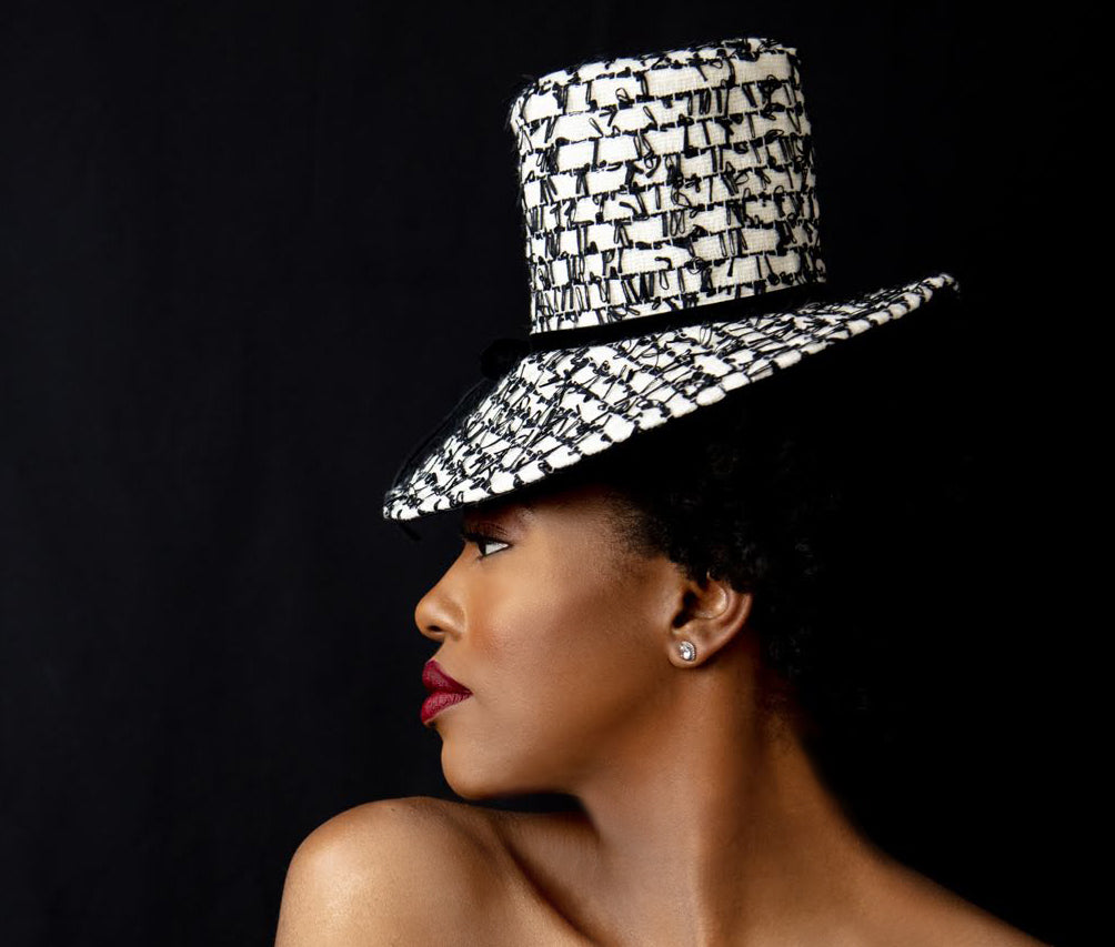 STOVEPIPE FASCINATOR - POPPIE