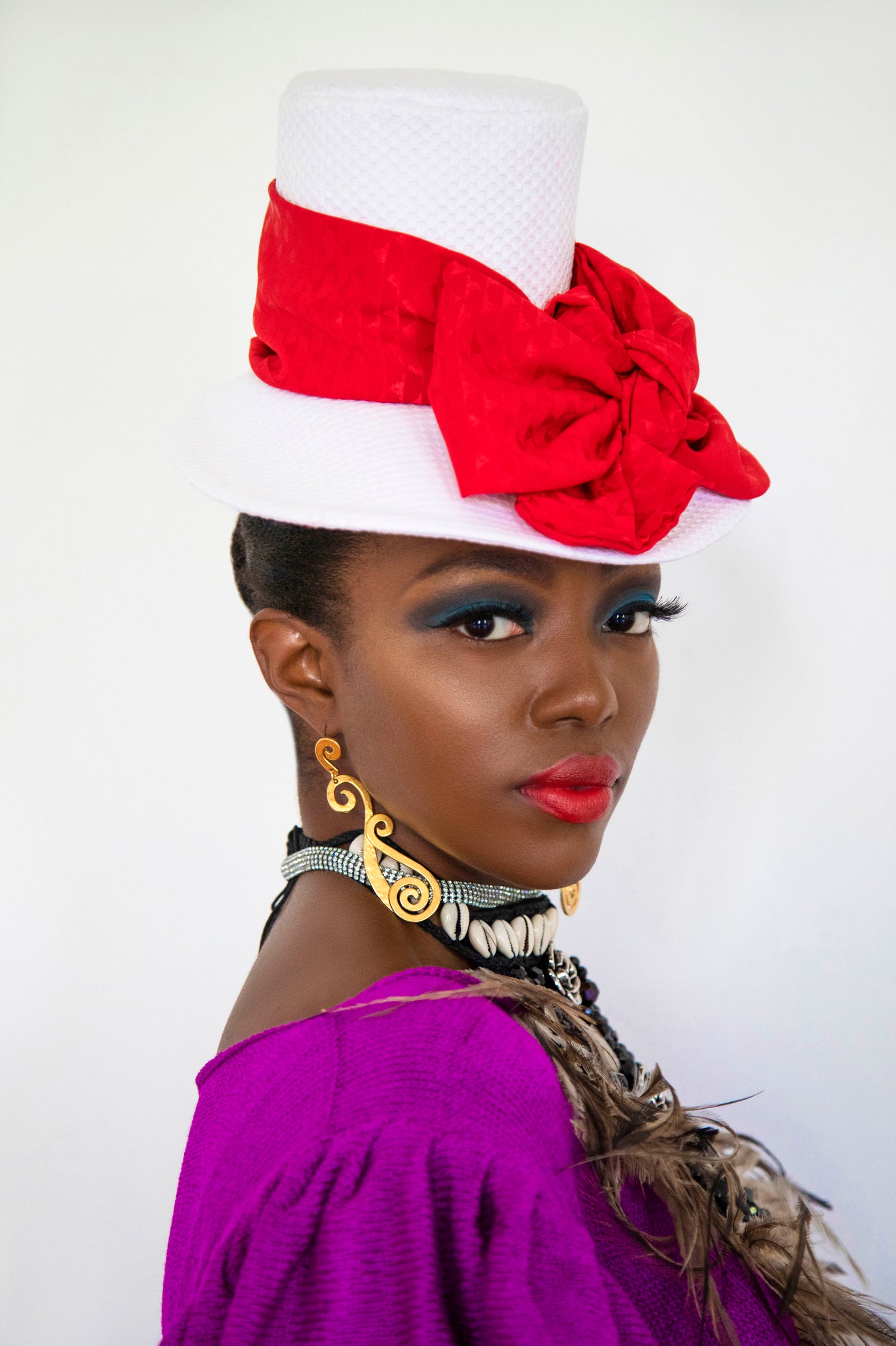 STOVEPIPE FASCINATOR - DOLLY