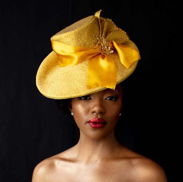 STOVEPIPE FASCINATOR - GOLDEN CHILD