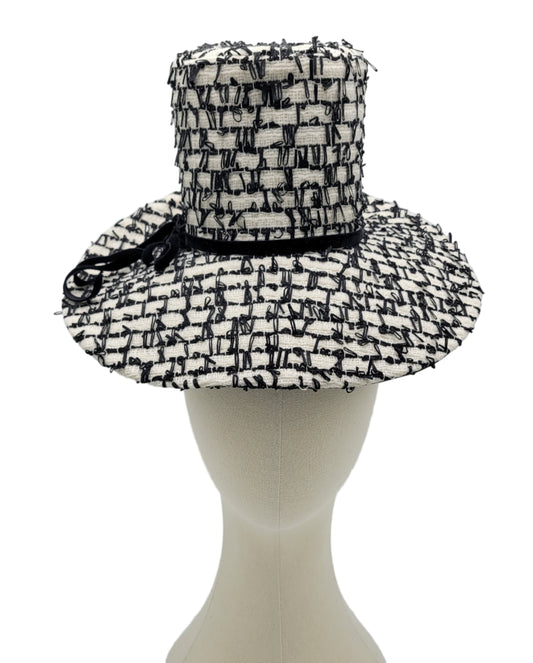 STOVEPIPE FASCINATOR - POPPIE